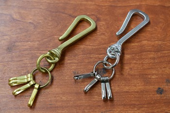 デラックスウエア Fixum＆Logs HOOK HOLDER 入荷です