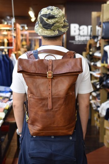 ヴァスコ　LEATHER ROLLTOP RUCKSUCK 入荷です