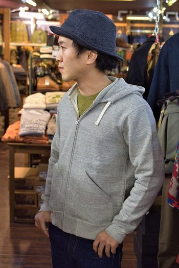 リアルマッコイズ 定番 後付けフルジップパーカー入荷