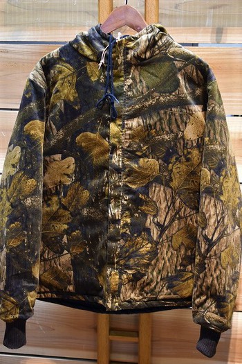 コリンボ　今期一番　ライトアウターの急先鋒　KEYSTONE REVERSIBLE SPORTS PARKA