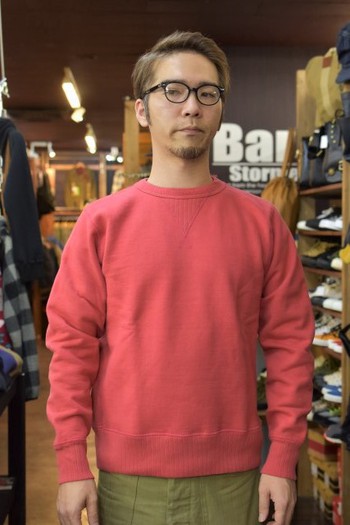 ホワイツビル　スウェット　S,M,L　着てみました