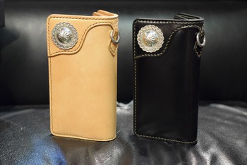 フラットヘッド  コンチョ付ロングウォレット 発売です!!
