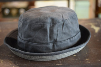 コリンボ　2015秋冬　CROSSBOW HAT 入荷