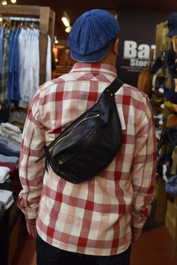 Y2レザー　ホースハイドウエストバック　入荷です