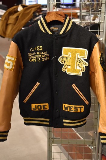 ご紹介する前に、残り1枚　リアルマッコイズ　VARSITY JACKET / VENTURA