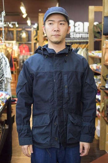 コリンボ春物ジャケット　なぜかLサイズだけあるよ