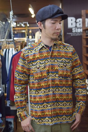 ジェラード　PRESSMAN SHIRTS　ネイティブプリント