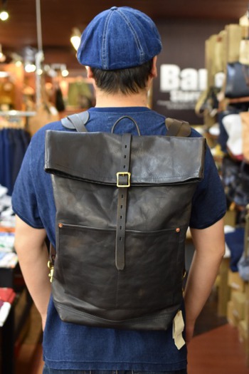 ヴァスコ  LEATHER ROLL TOP RUCKSACK