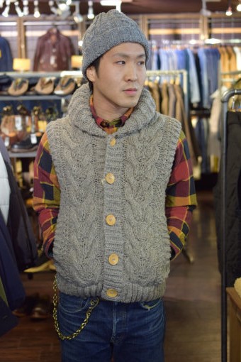 コリンボ　HIGH LANDER KNIT VEST