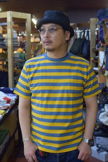 人とは違うボーダーTEEを