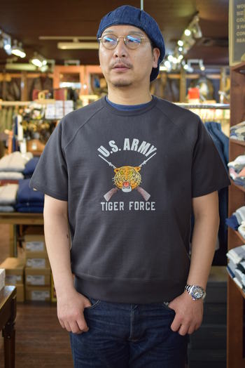 リアルマッコイズ　MC18001半袖スウェット TIGER FORCE
