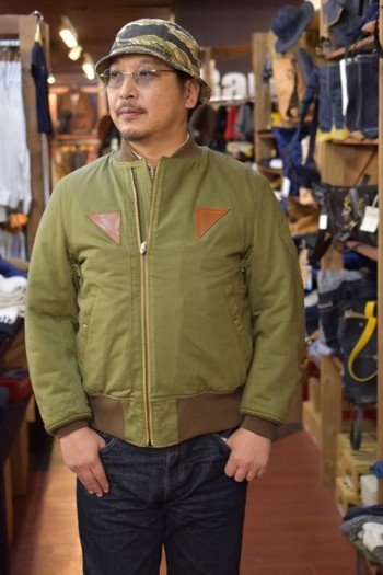 コリンボ　B-15A（MOD）を着る