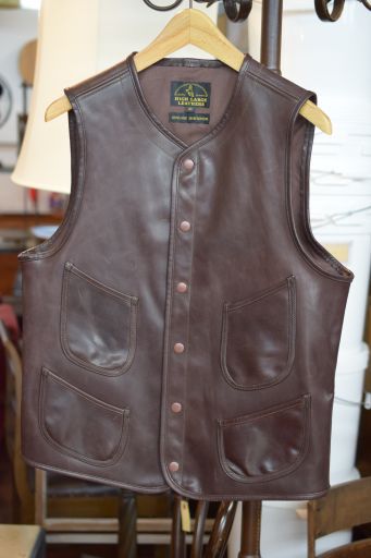 HIGH LARGE LEATHERS レザーベスト　Scissor Tail