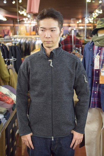 コリンボ　BLACK HEAD COMBI-FLEECE JKT