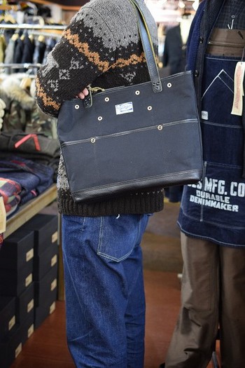 コリンボ　フィールドキャンバストート　入荷