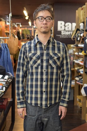 デラックスウェア　新作のショートネル着てみた。