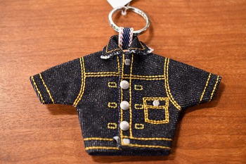 ダルチザン デニムJKキーホルダー 入荷です