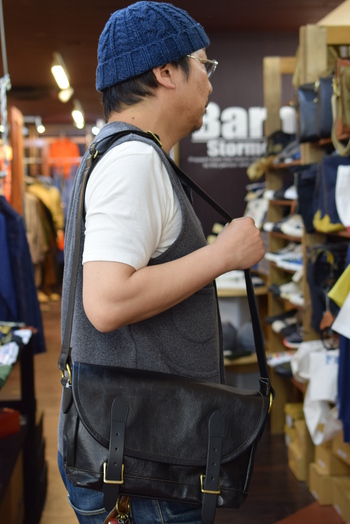 オーパス　インセプション　オールホースハイドバッグ　2種入荷