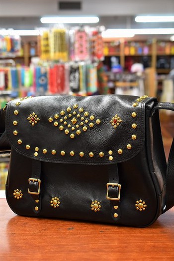 クッシュマン　OIL LEATHER SHOULDER BAG
