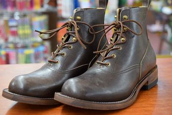 ローリングダブトリオ　足の大きい方必見　ビンセント　入荷