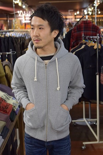 リアルマッコイズ　ボールパーク　ジップパーカー入荷