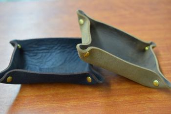 コリンボ　LEATHER TRAY