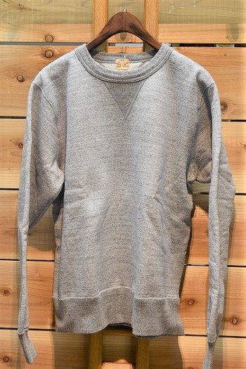 WHITES VILLE 肉厚スウェット 入荷です！