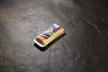 ただ唯一のマネークリップ。