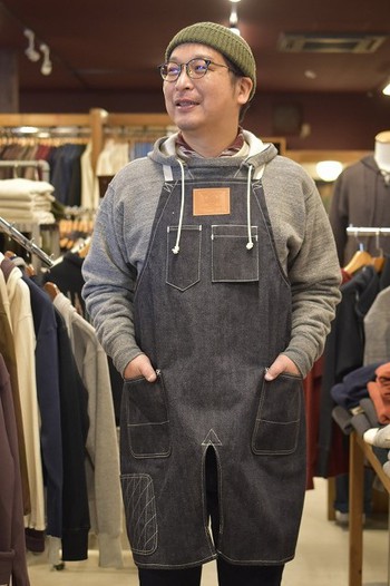 リアルマッコイズ　LEATHER PATCH DENIM SEWER’S APRON　入荷です