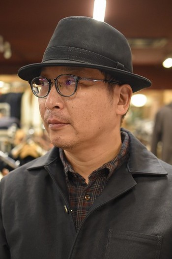 Y’2 LEATHER 　別注ポークパイハット LC-07-A 　3色ございます。