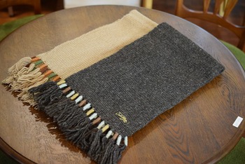 コリンボ　MONTANA KNIT SCARF　入荷