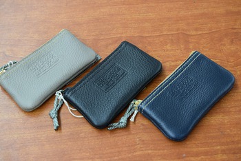 コリンボ　レザーコインケース　新色入荷