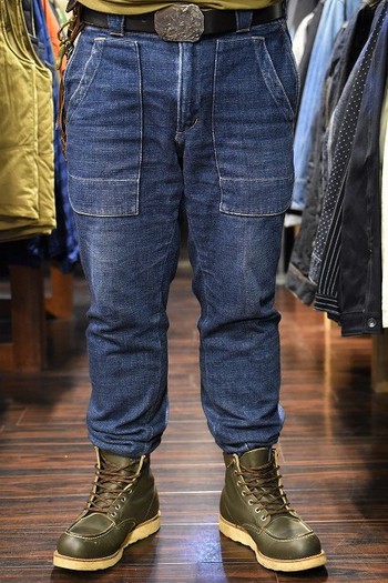 コリンボ　BELLEVILLE FIELD PANTS　このくらいの色落ちが好み