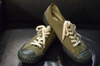 クッシュマン WW2　ローカットスニーカー　人気です