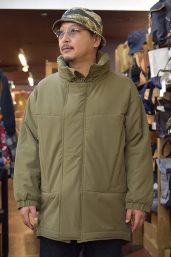 コリンボ　モンスターパーカー入荷です