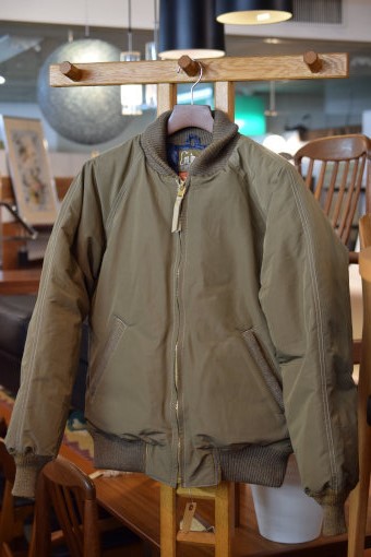 コリンボ　ジェネラルダウンジャケット　本日入荷