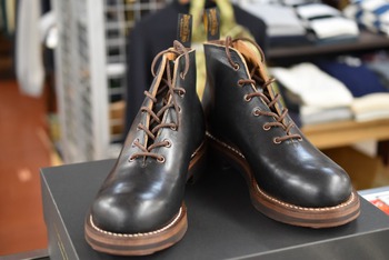 ローリングダブトリオ　シームレスブーツ　WHALE6　入荷です