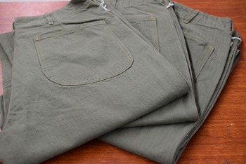 ジョングラッコー　フィールドトラウザー　入荷です。