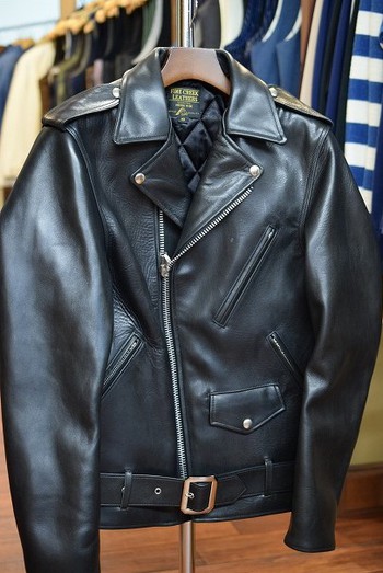 FINE CREEK LEATHERS LEON ブラック