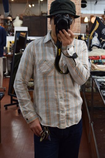 デラックスウエア　”THROUGH SERGE”　ハイギャップシャツ　LV-08　U.Sアイボリー