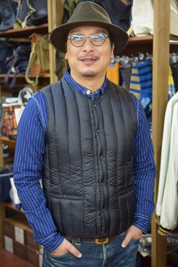 A-2のインナーにお勧めです。　SIX MONTH VEST