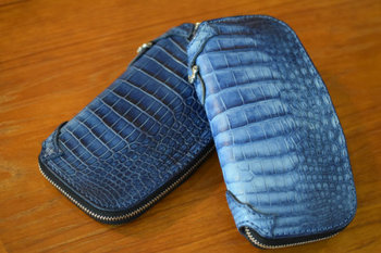 マニフォールド　本藍染めラージクロコ 　濃・淡　入荷