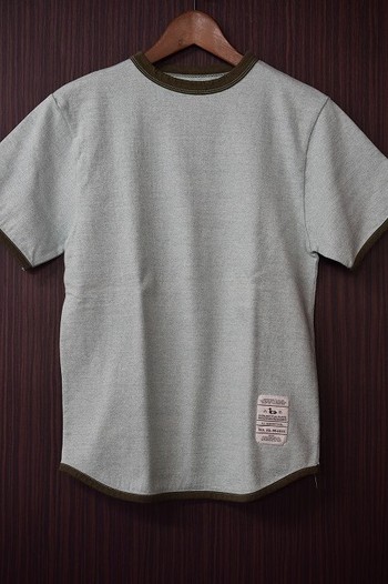 コリンボ　今年の夏Tシャツ　おいしいサイズあります。