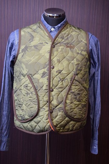 YELLOW  カモフラキルティングベスト　入荷