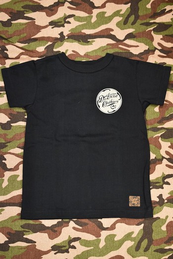 デラックスウエア　KIDS Tシャツ　在庫ございます