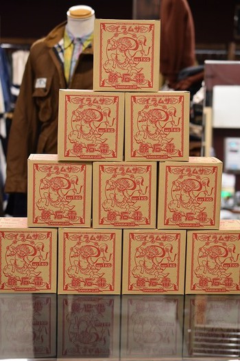 サムライジーンズ　雷石鹸　ドドーンと入荷です!!