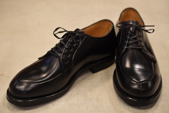 WHEEL ROBE  #15050 Algonquin BLACK  入荷です