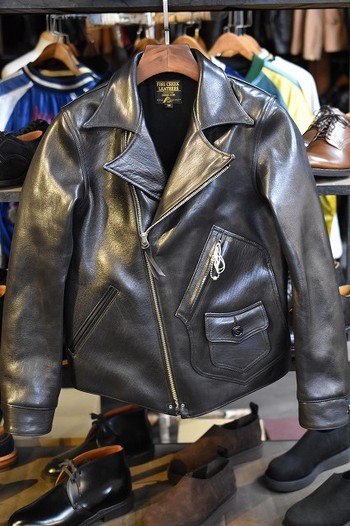 ファインクリークレザーズ　GRAHAM　入荷です