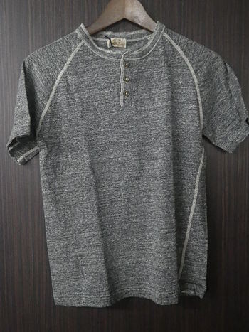 ループ＆ウエフト　おすすめヘンリーネックTシャツ