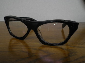 クッシュマン　サングラスROY ORBISON MODEL入荷